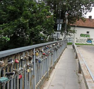 Most Zarzeczny