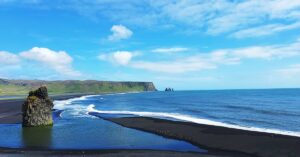 Arnardrangur - "Skała Orła"