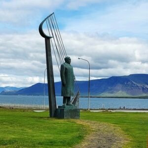 Ponik - Einara Benediktsson